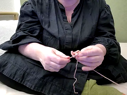 Snapshot of MarthaBriest chatting on 03.25.26 MarthaBriest online show from 03.25.26