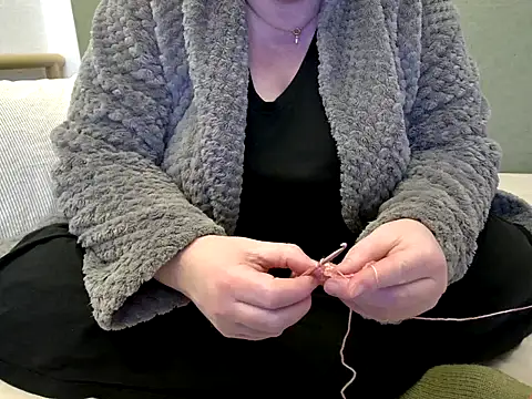 Snapshot of MarthaBriest chatting on 03.26.26 MarthaBriest online show from 03.26.26