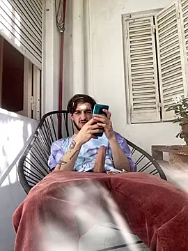 Tomito14 online show from 09.10.25