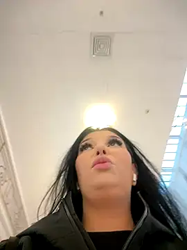 Tisha Busty online show from 11.13.25