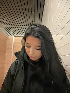 Tisha Busty online show from 11.28.25