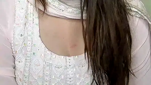 MIss-Naina online show from 11.17.25