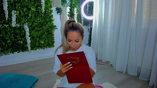 VivienCarter online show from 09.15.25