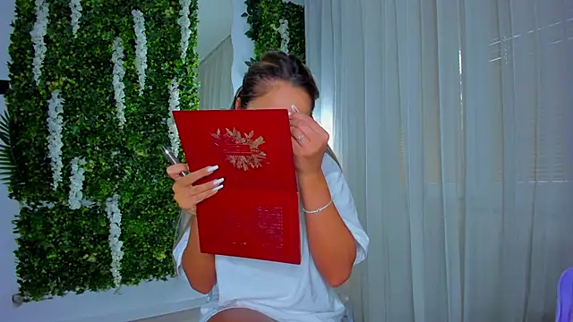 VivienCarter online show from 10.04.25