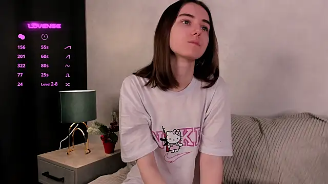 MeghanElson online show from 01.07.25