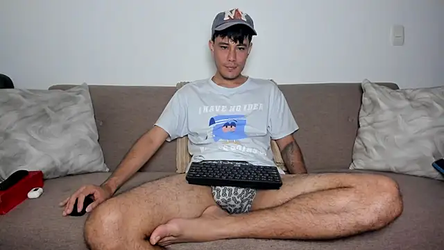 Huge latin cock online show from 10.05.25