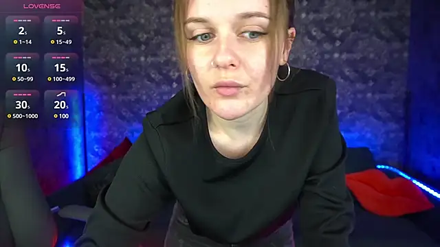 MaribelRiverr  online show from 02.28.25