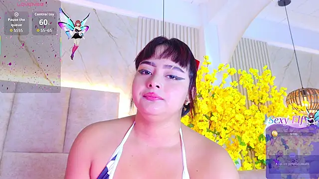 Snapshot of KimVelezz chatting on 05.15.26 KimVelezz online show from 05.15.26