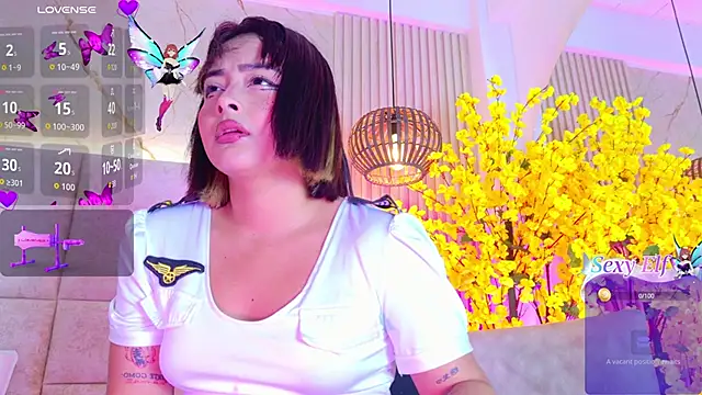 Snapshot of KimVelezz chatting on 05.19.26 KimVelezz online show from 05.19.26