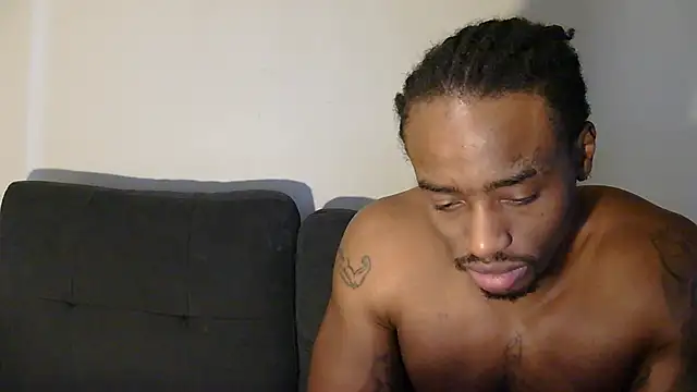 Snapshot of exotic__couple chatting on 01.31.25 exotic  couple online show from 01.31.25