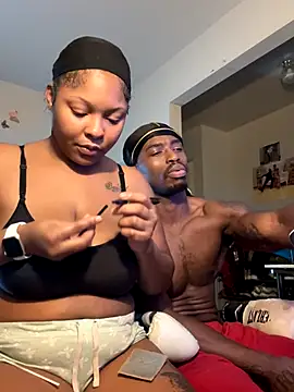 Snapshot of exotic__couple chatting on 09.25.25 exotic  couple online show from 09.25.25