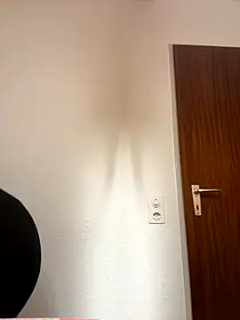 Lombada online show from 12.02.25