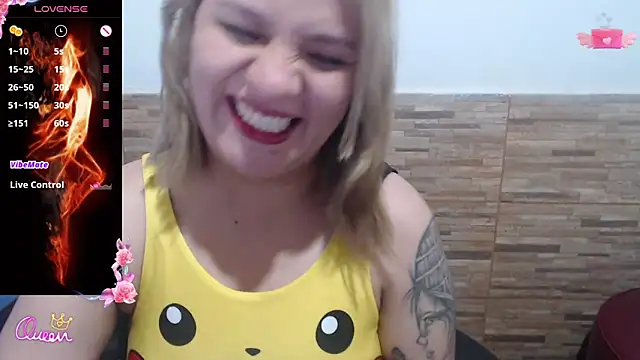 Snapshot of athenea_russo4 chatting on 05.07.26 athenea russo4 online show from 05.07.26