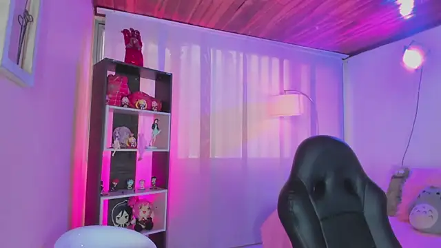 mara jackson  online show from 03.20.25