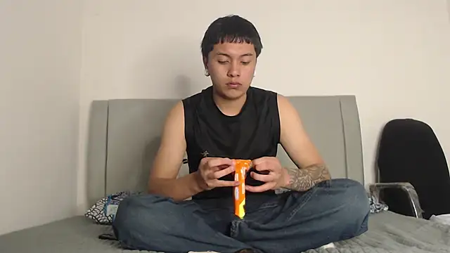 alex-lover online show from 02.14.26