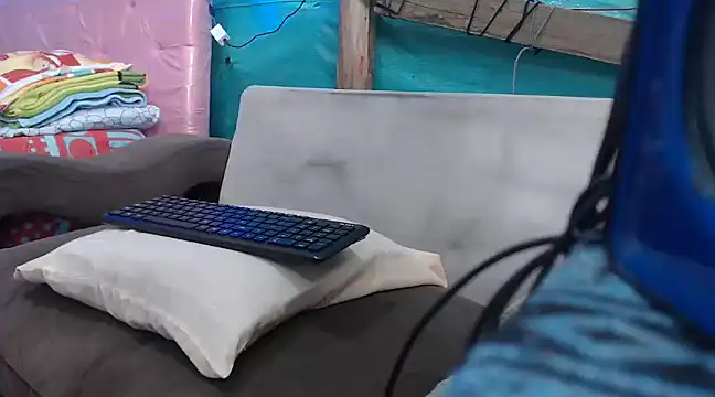 mom son dirty online show from 02.28.25