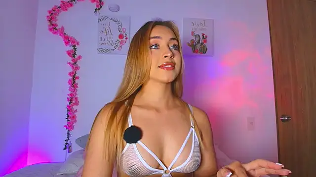 PollyGrey  online show from 03.28.26