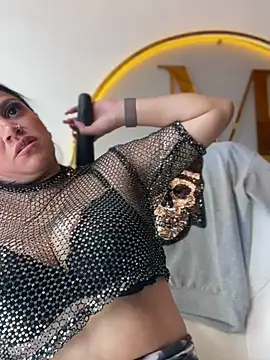 Snapshot of Milff_parkerrr chatting on 01.22.25 Milff parkerrr online show from 01.22.25