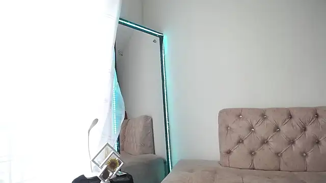 lorenalover24 online show from 01.26.25