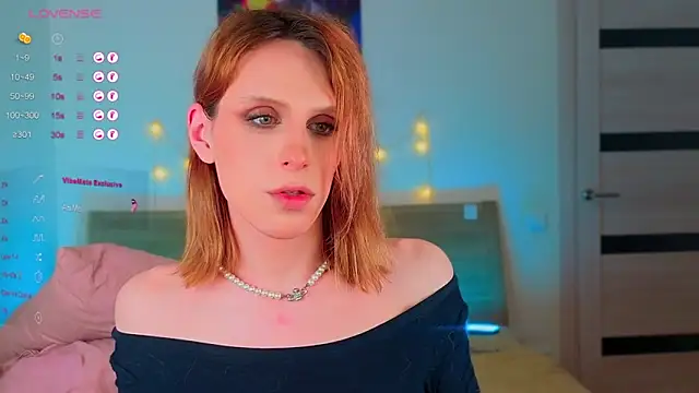  yourFoxy  online show from 04.22.26