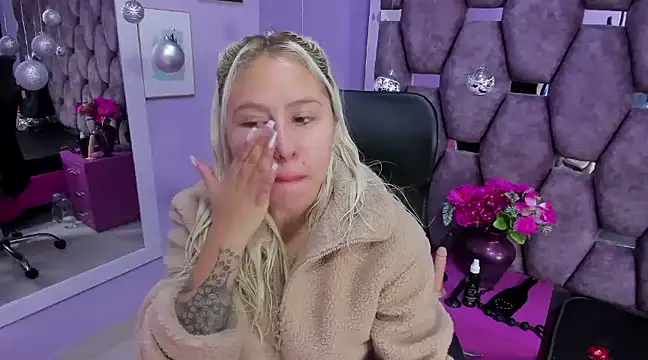 ConstansBlonde online show from 12.27.24