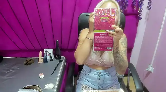 ConstansBlonde online show from 03.14.25