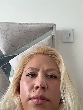 ConstansBlonde online show from 09.11.25