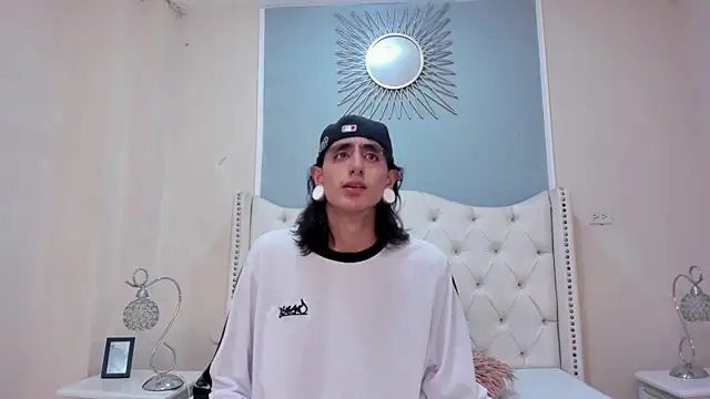 Matthew Dixonn online show from 12.27.24