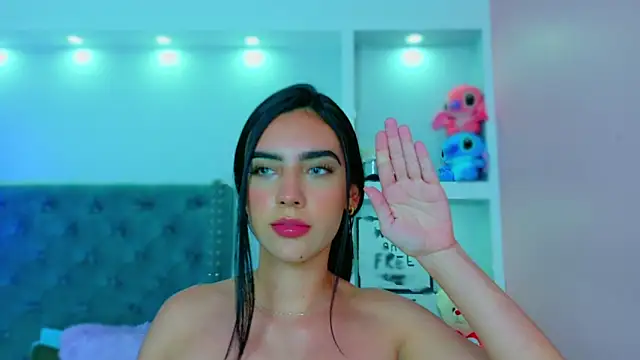 Snapshot of IsaValencia chatting on 02.11.25 IsaValencia online show from 02.11.25