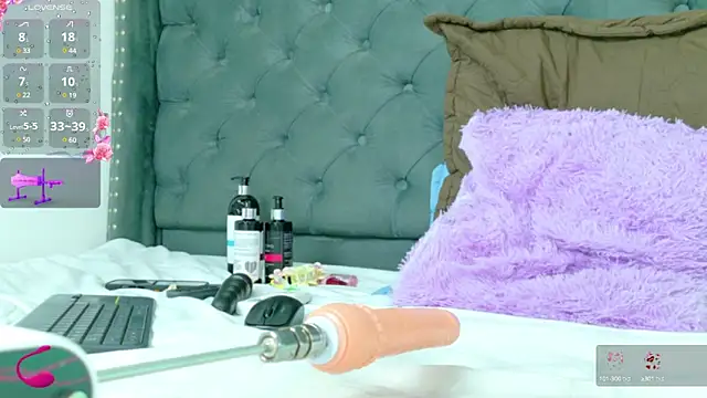 Snapshot of IsaValencia chatting on 02.13.25 IsaValencia online show from 02.13.25