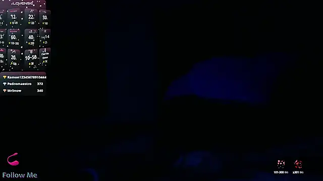 Snapshot of IsaValencia chatting on 02.16.25 IsaValencia online show from 02.16.25