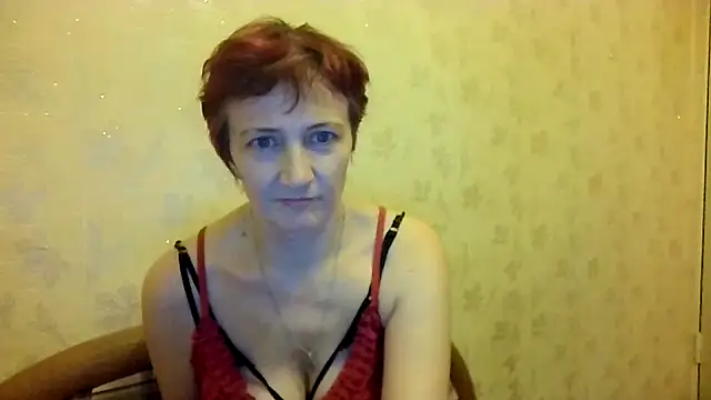 Snapshot of MilodyXXLoves chatting on 10.14.25 MilodyXXLoves online show from 10.14.25