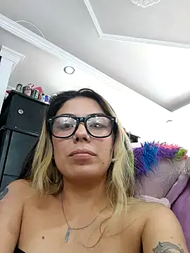 Snapshot of Sweel_Leyva18 chatting on 06.05.26 Sweel Leyva18 online show from 06.05.26