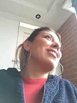 Snapshot of Sweel_Leyva18 chatting on 06.16.26 Sweel Leyva18 online show from 06.16.26