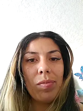 Snapshot of Sweel_Leyva18 chatting on 06.18.26 Sweel Leyva18 online show from 06.18.26