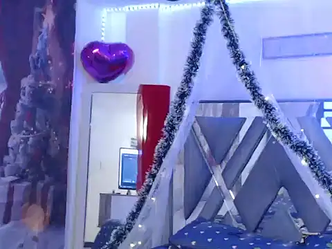 Steisyromero7 online show from 11.26.25