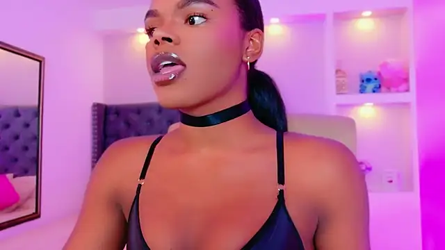 CamiEstrada online show from 09.29.25