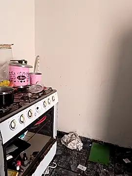 Scarlett-Leh online show from 01.22.25