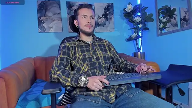  hairybeard  online show from 09.13.25