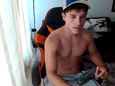 Snapshot of zeth_666 chatting on 11.08.25 zeth 666 online show from 11.08.25