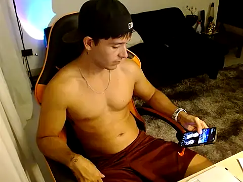 Snapshot of zeth_666 chatting on 11.19.25 zeth 666 online show from 11.19.25