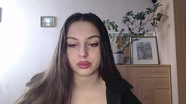 courtneyPerfect online show from 01.28.25