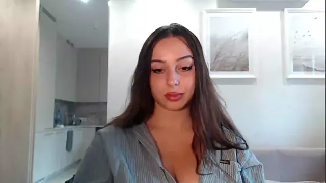 courtneyPerfect online show from 09.23.25