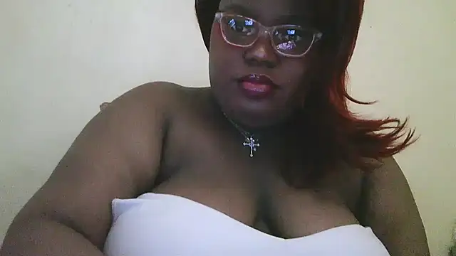 Snapshot of Thiccxox chatting on 09.10.25 Thiccxox online show from 09.10.25
