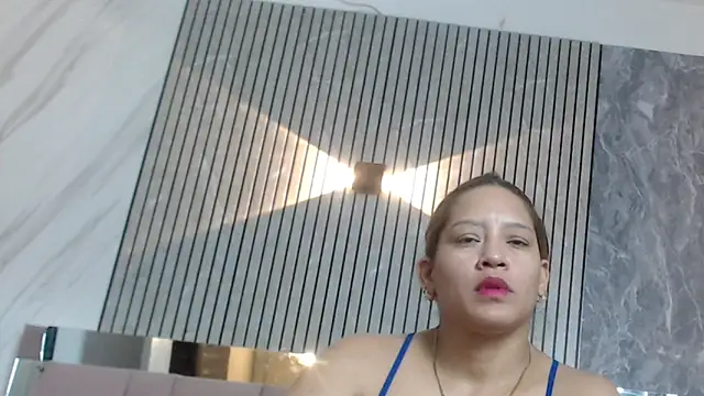 Snapshot of samantha__karolstone chatting on 05.12.26 samantha karolstone online show from 05.12.26