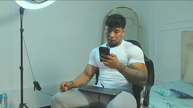 bradley smith online show from 10.19.25