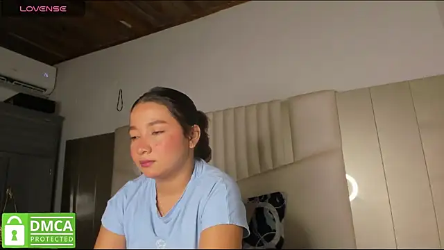 queen angelique online show from 02.04.26