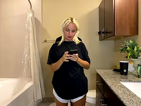 girlfriendmissy online show from 11.04.25