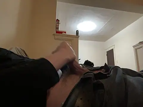 Snapshot of chicostick413 chatting on 01.31.25 chicostick413 online show from 01.31.25