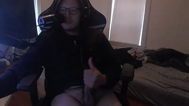 Snapshot of chicostick413 chatting on 10.29.25 chicostick413 online show from 10.29.25